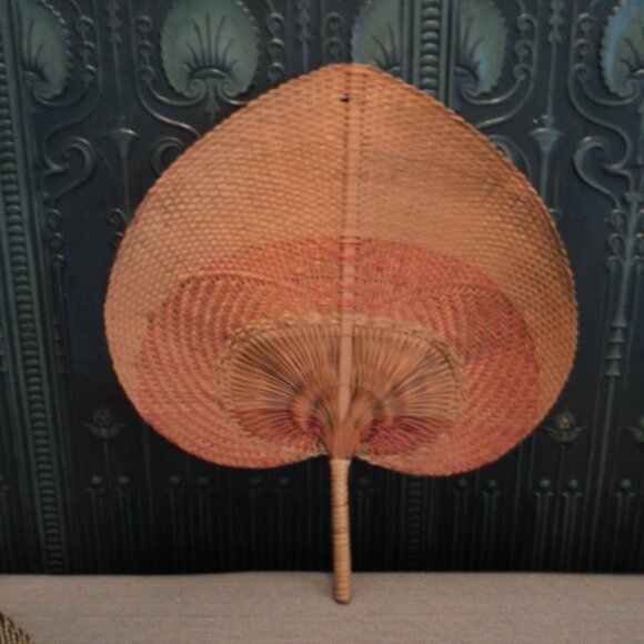vintage wicker fan wall decor - Picture 2 of 3